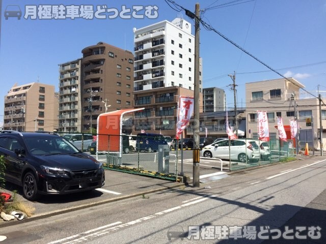 一宮市新生2丁目6の月極駐車場8
