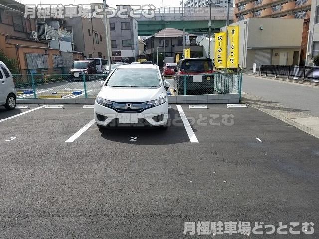 名古屋市中川区尾頭橋1丁目608-1、609-1の月極駐車場2