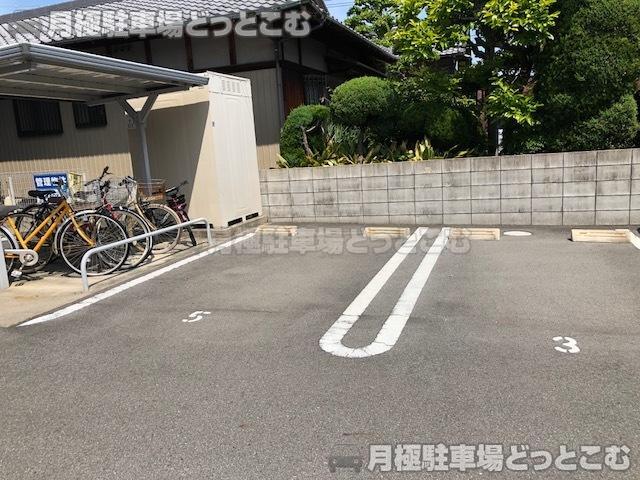 稲沢市松下2丁目10-3の月極駐車場2
