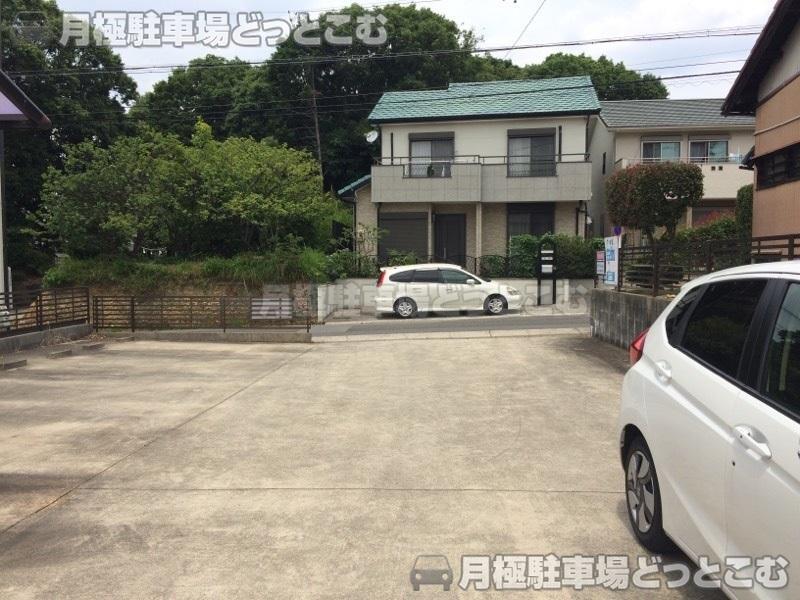 名古屋市緑区鳴海町上ノ山38-5の月極駐車場2