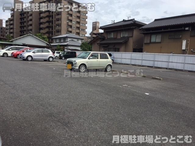 日進市栄3丁目1602,1609の月極駐車場2
