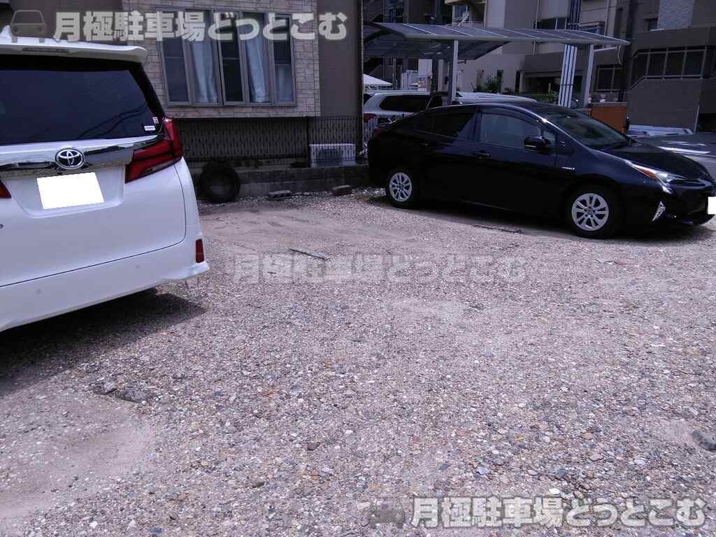 名古屋市東区新出来1丁目705の月極駐車場3