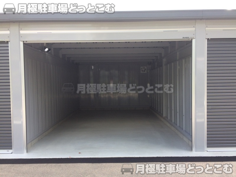 名古屋市中村区八社1-83-1の月極駐車場3