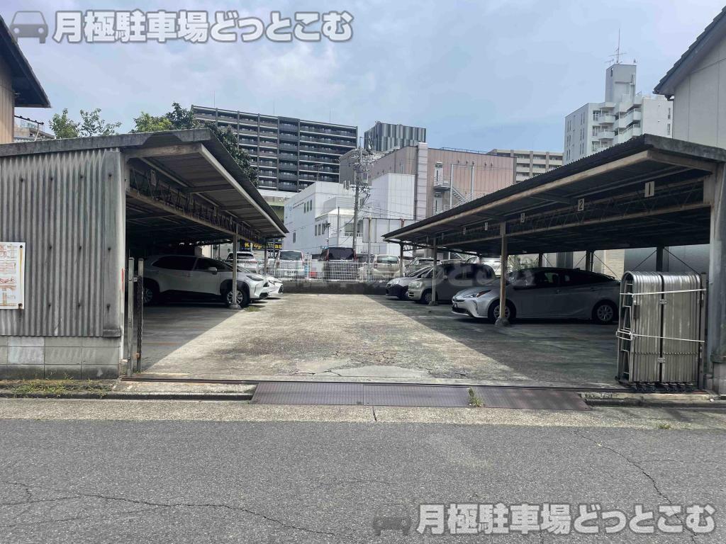 名古屋市中村区名駅南5丁目403の月極駐車場2
