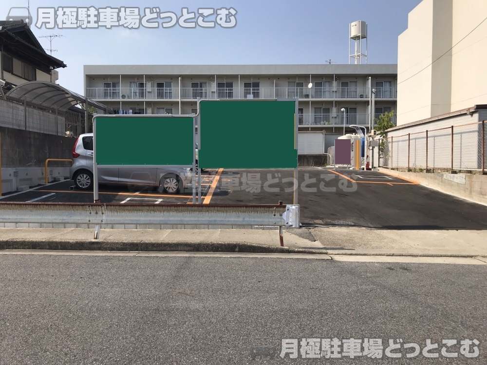 名古屋市名東区亀の井3丁目35の月極駐車場1
