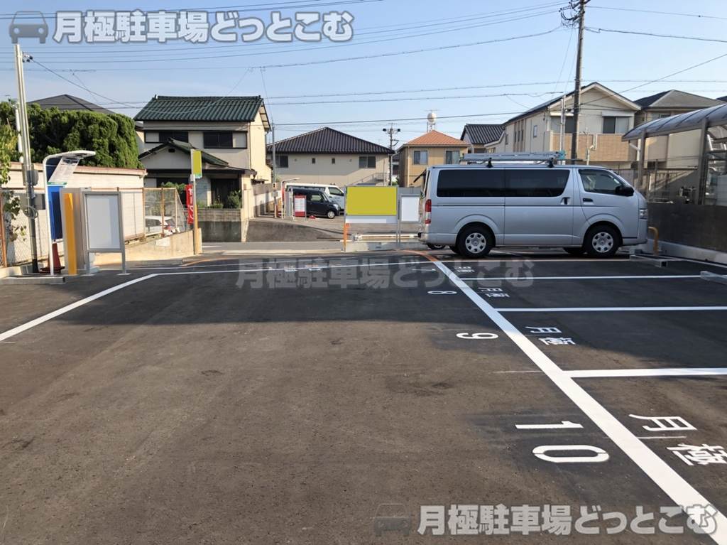 名古屋市名東区亀の井3丁目35の月極駐車場3