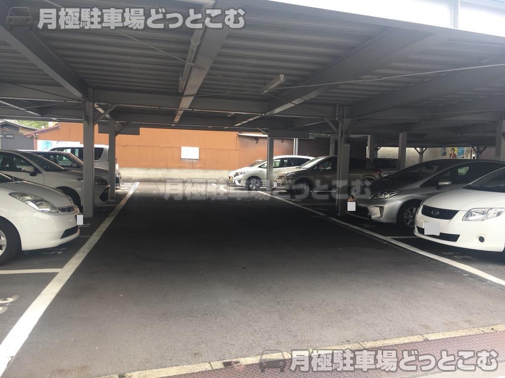 名古屋市西区那古野1丁目2607の月極駐車場1