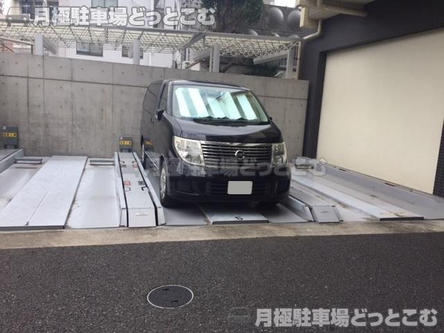 名古屋市東区相生町24の月極駐車場3