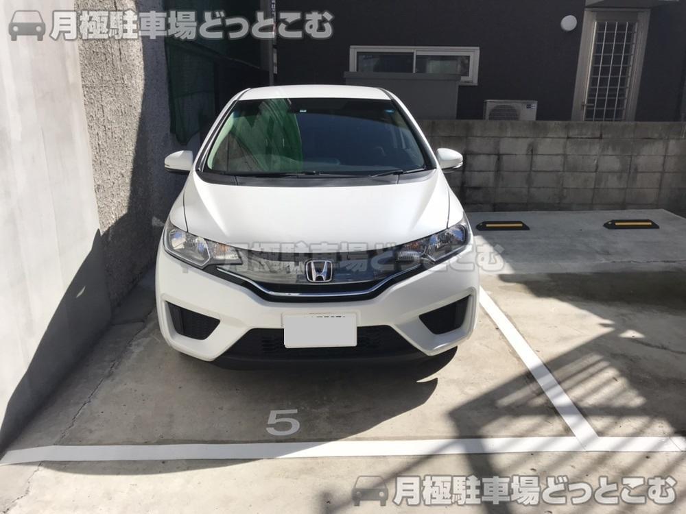 名古屋市東区泉2丁目1906番地の月極駐車場2