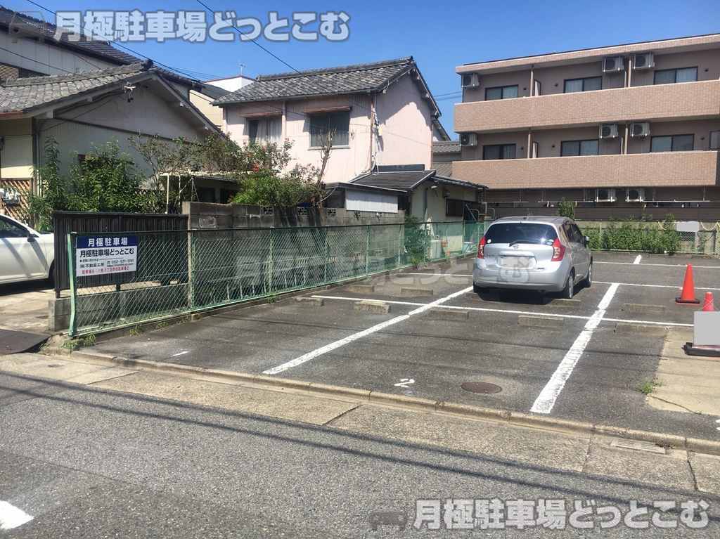 名古屋市中川区八熊3丁目406-1の月極駐車場3