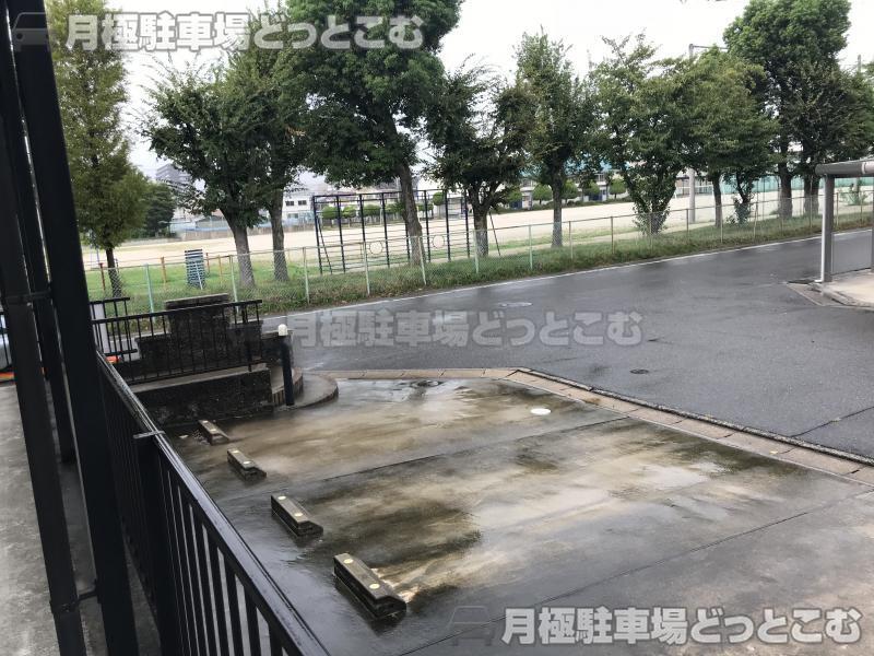 春日井市小野町5-83-1の月極駐車場2