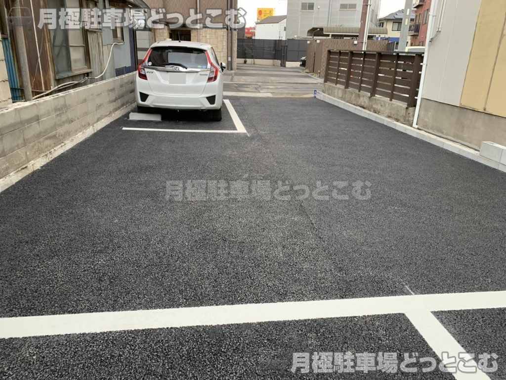 名古屋市中川区山王1丁目613-2の月極駐車場3