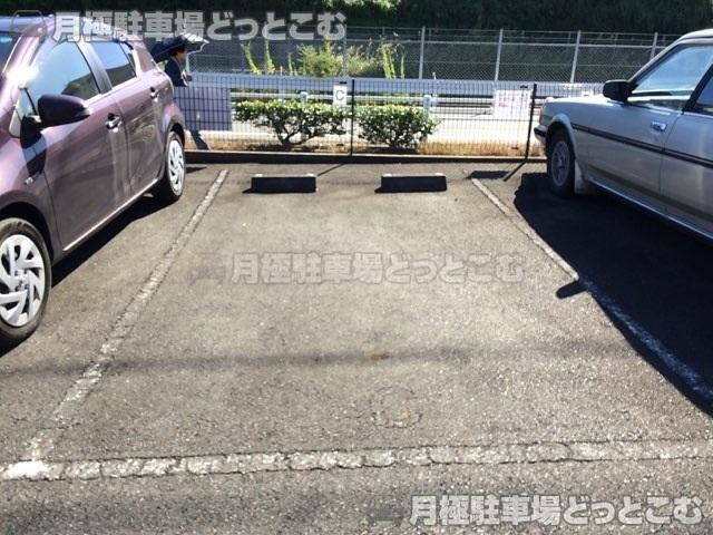 東海市加木屋町論田5-310の月極駐車場3