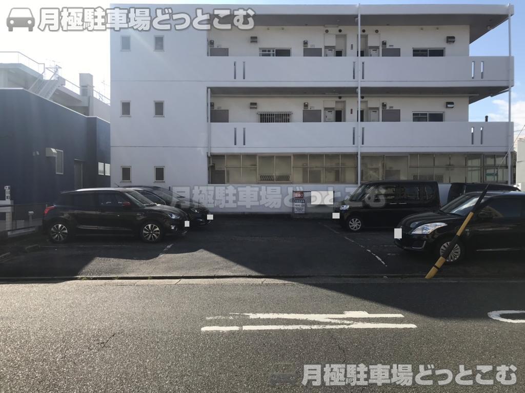 名古屋市中村区岩塚町1-20の月極駐車場1