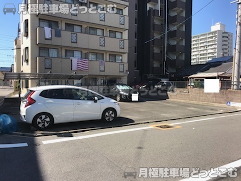 名古屋市北区御成通2丁目14－2の月極駐車場1