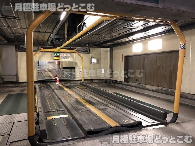 名古屋市中村区名駅3丁目26-21の月極駐車場3