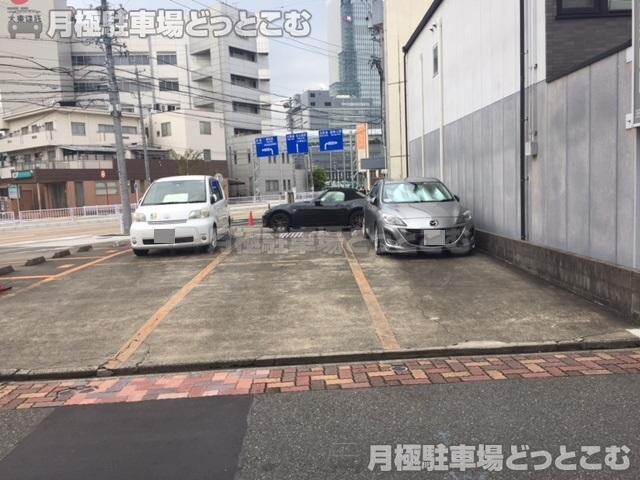 名古屋市中川区月島町214の月極駐車場3