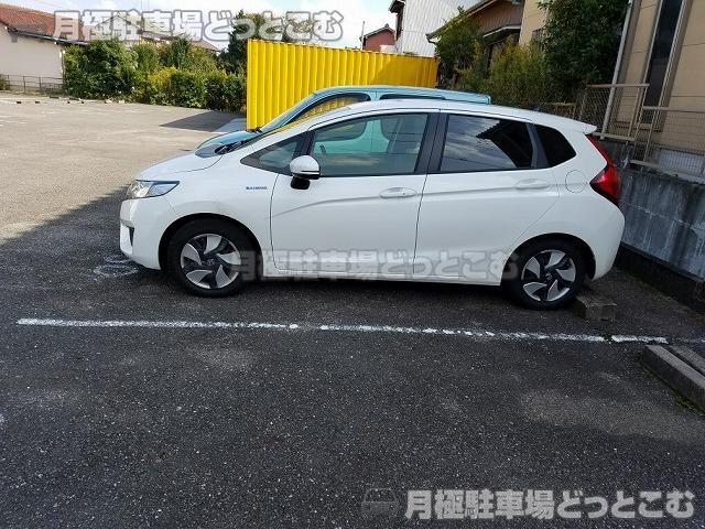 名古屋市南区源兵衛町2丁目46番の月極駐車場3