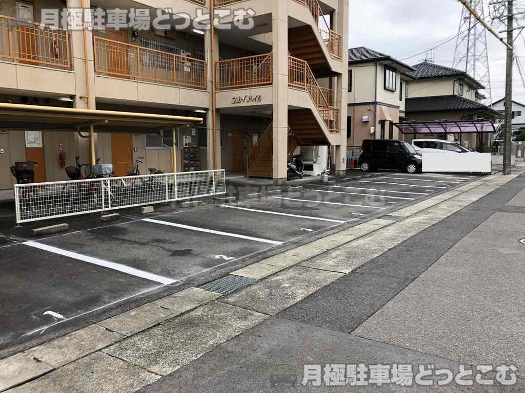 名古屋市北区楠1丁目1203番地の月極駐車場2