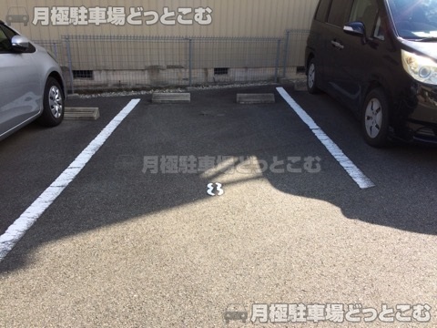 名古屋市中村区松原町1丁目53-1の月極駐車場2