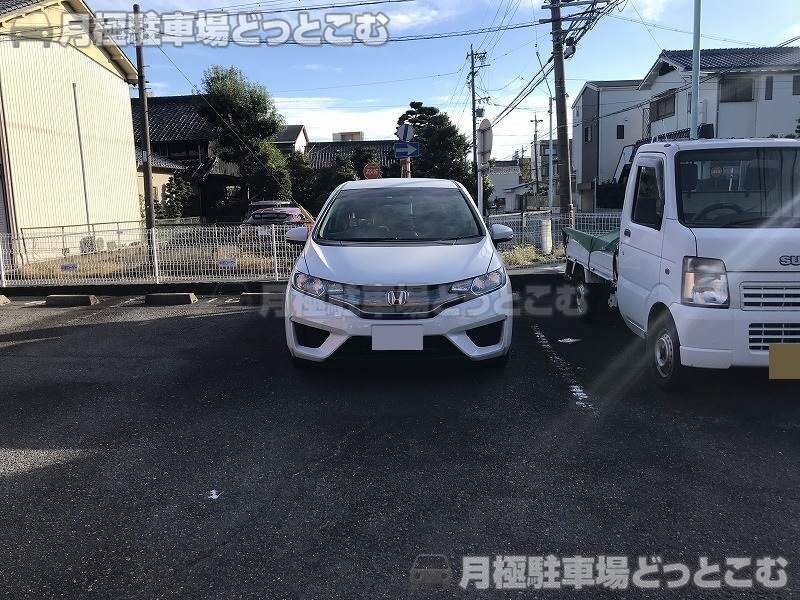 名古屋市中村区稲上町4丁目75-1,75-2の月極駐車場2