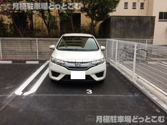 名古屋市千種区西山元町2-9-3の月極駐車場3