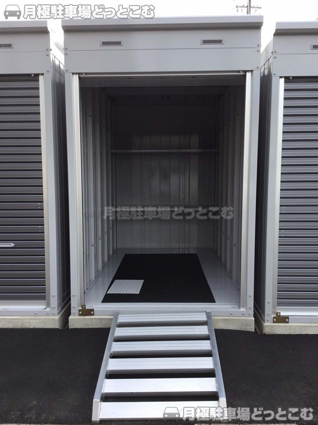 名古屋市中村区角割町1-23-1の月極駐車場2