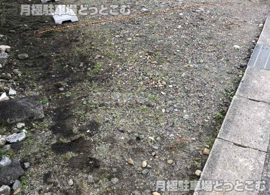 春日井市稲口町4丁目19番6の月極駐車場2
