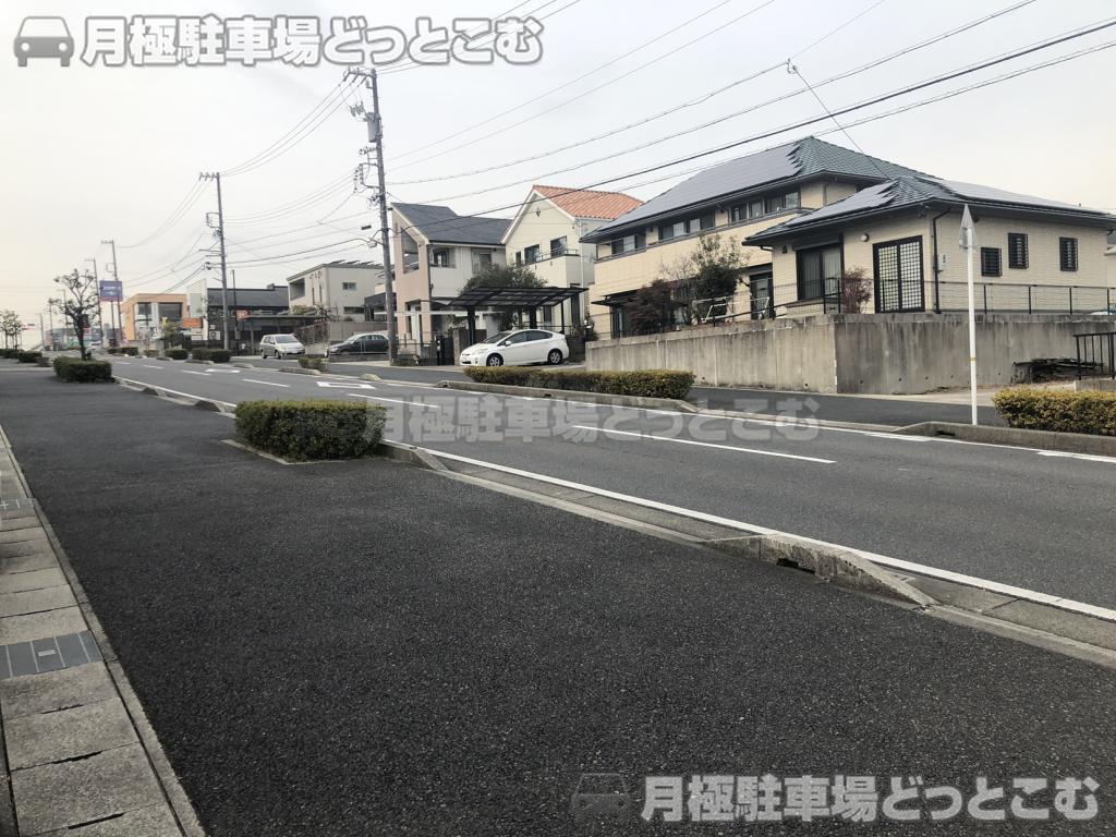 大府市柊山町4-17の月極駐車場4
