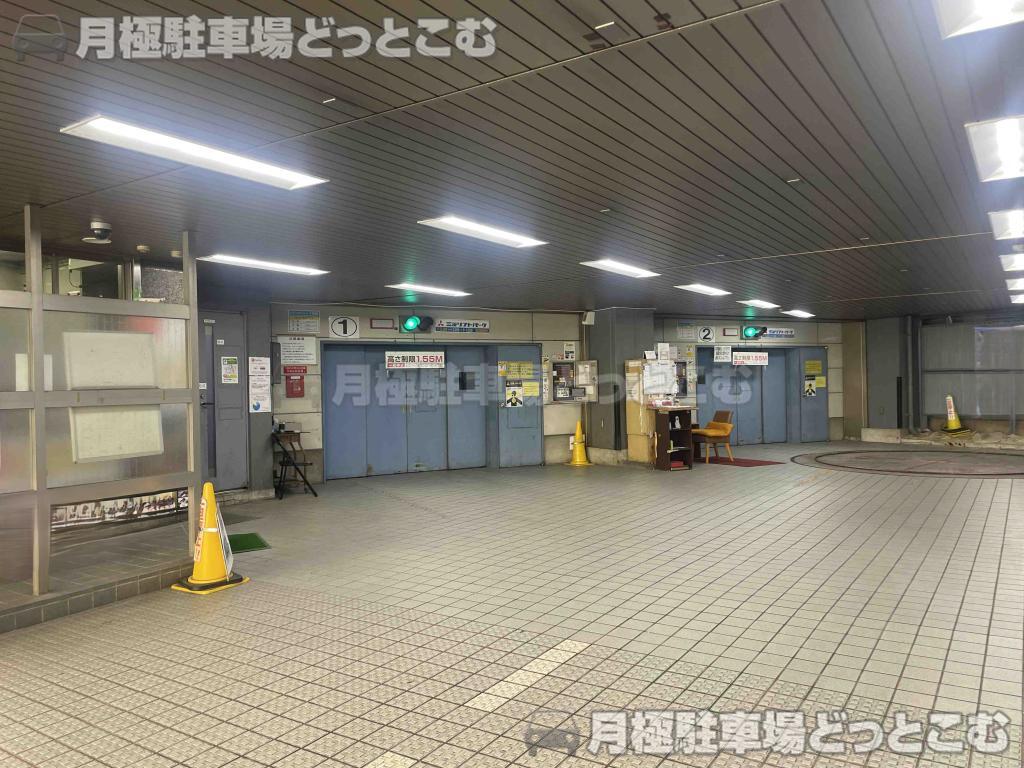 名古屋市中村区椿町5-6の月極駐車場5