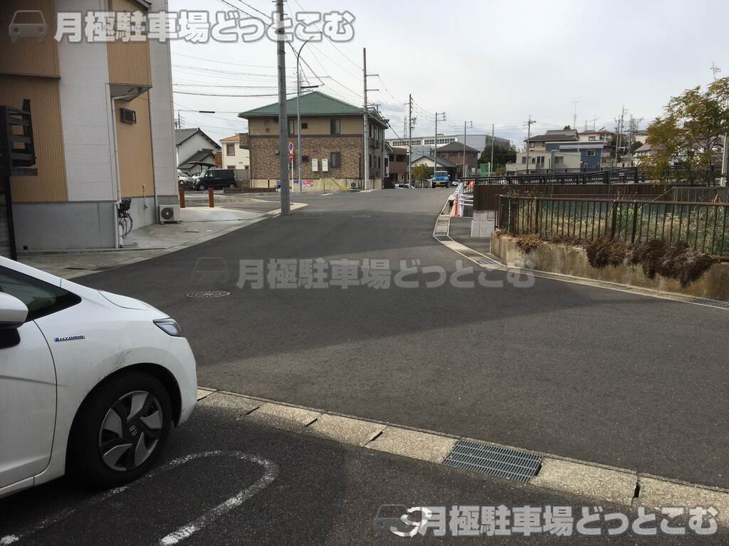 名古屋市緑区桶狭間神明4107の月極駐車場3