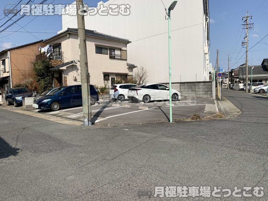 名古屋市中川区柳堀町705の月極駐車場2