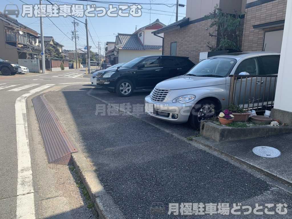 名古屋市昭和区円上町607-1の月極駐車場3