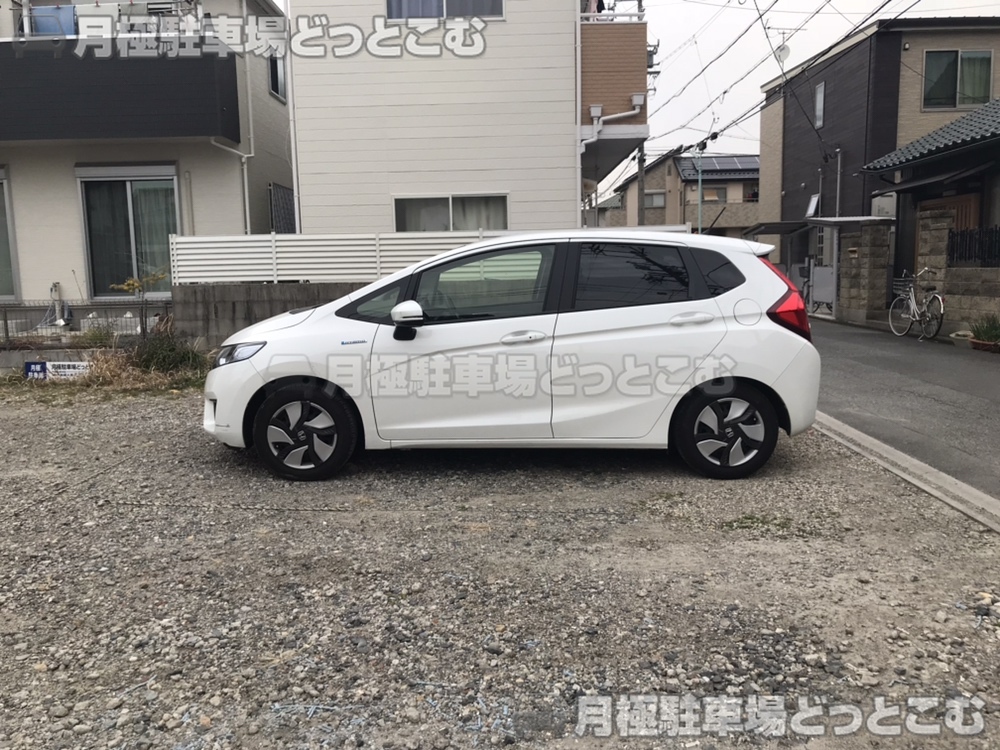 名古屋市中川区牛立町3丁目47の月極駐車場10