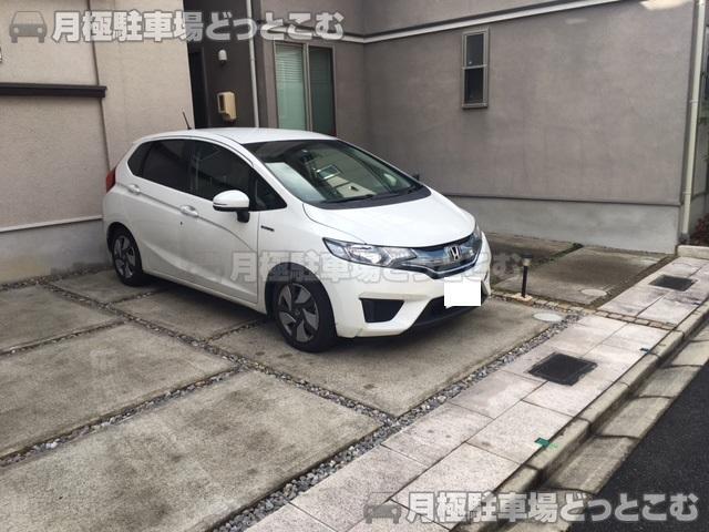 名古屋市千種区振甫町3-1-8の月極駐車場3