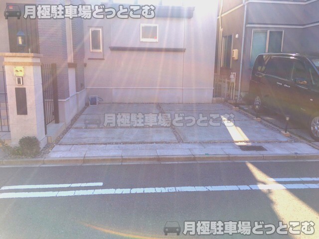 名古屋市千種区振甫町3-1-8の月極駐車場4