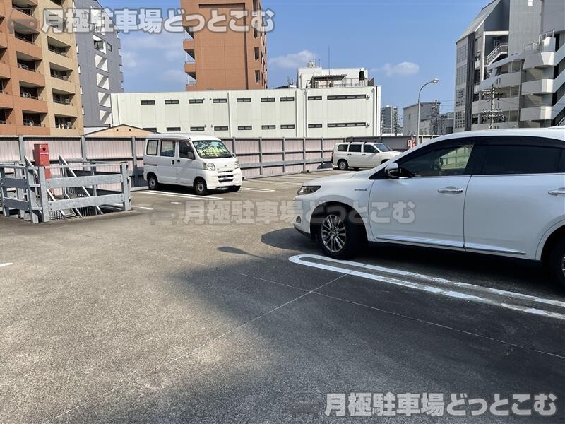 名古屋市中区千代田三丁目1402-1.1402-2.1420-1.1420-2.1420-3.1420-4の月極駐車場5