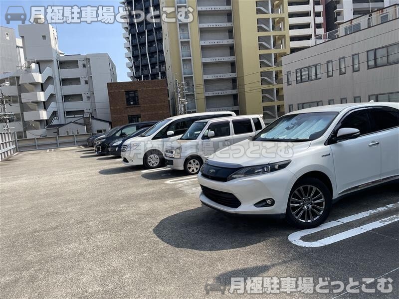 名古屋市中区千代田三丁目1402-1.1402-2.1420-1.1420-2.1420-3.1420-4の月極駐車場6