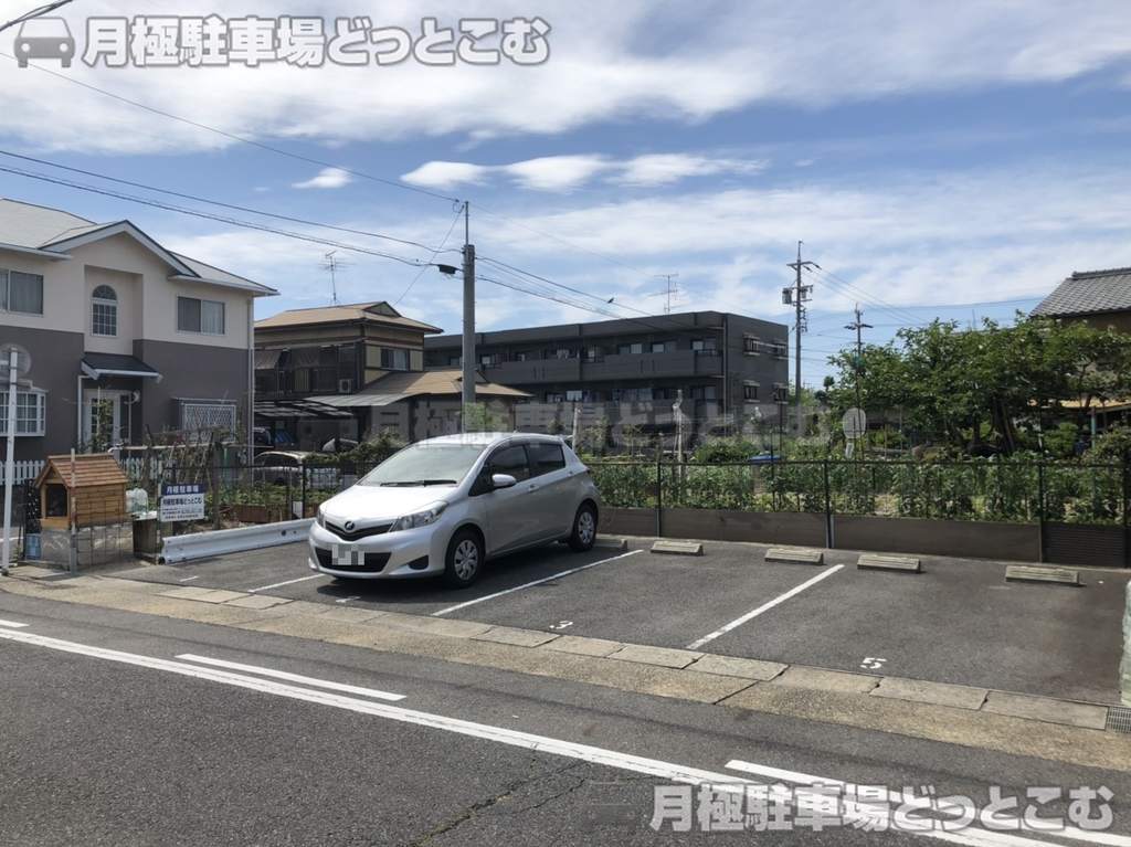 名古屋市名東区若葉台714の月極駐車場2