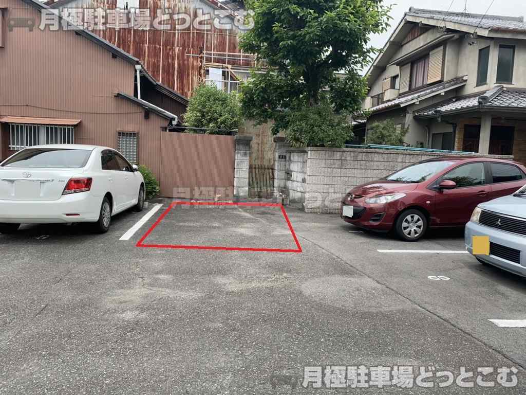 名古屋市中川区愛知町1－8の月極駐車場2