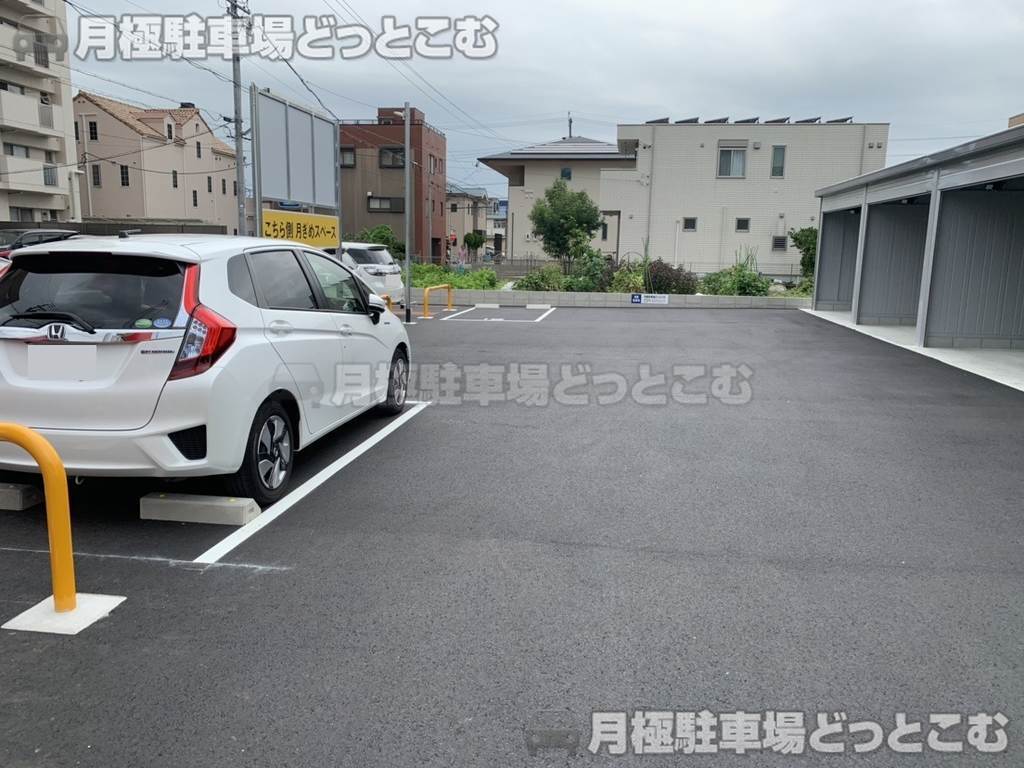 名古屋市西区名塚町3丁目125の月極駐車場3