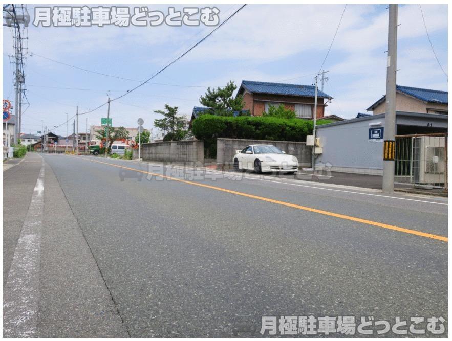 常滑市住吉町二丁目102番2の月極駐車場3