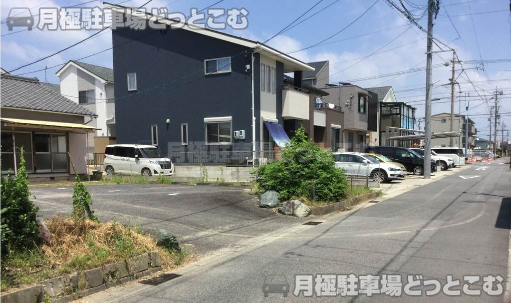 高浜市沢渡町一丁目3-20の月極駐車場2