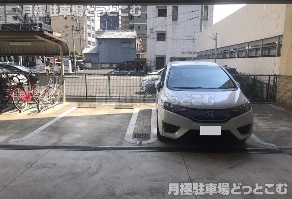 名古屋市北区黒川本通1-27-1の月極駐車場2