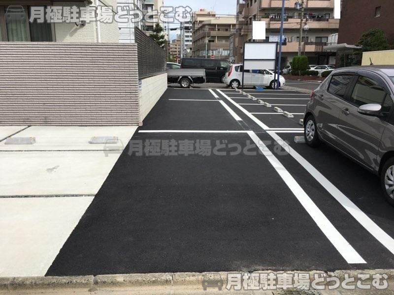 名古屋市千種区春岡1丁目1012-1の月極駐車場2