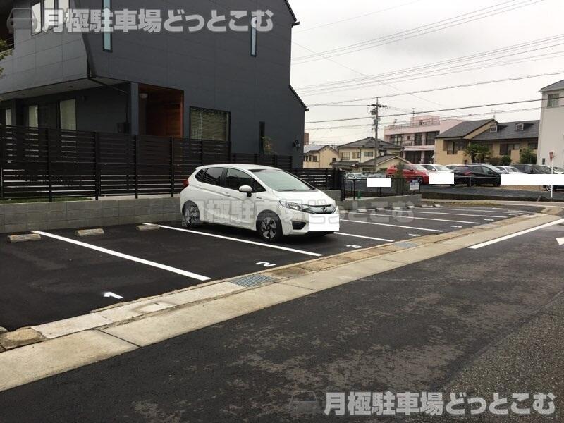 名古屋市天白区野並4丁目212番の月極駐車場3