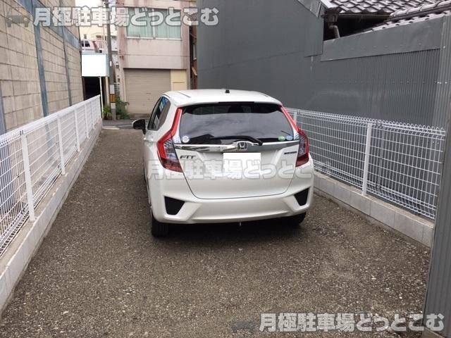 名古屋市西区名駅3丁目604の月極駐車場2