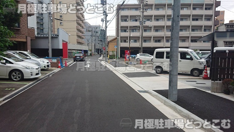 名古屋市中区新栄1丁目1802-1の月極駐車場9
