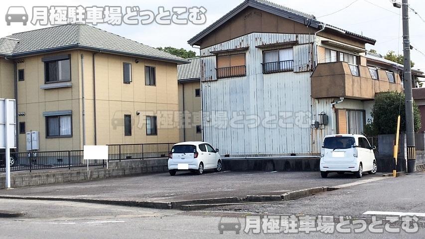 碧南市日進町2丁目15の月極駐車場2