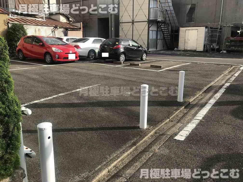名古屋市北区杉栄町5丁目105の月極駐車場2
